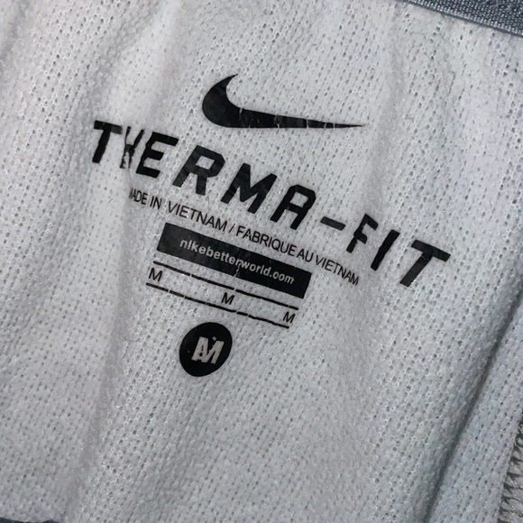 Nike Therma-fit sweatpants - Picture 2 of 3